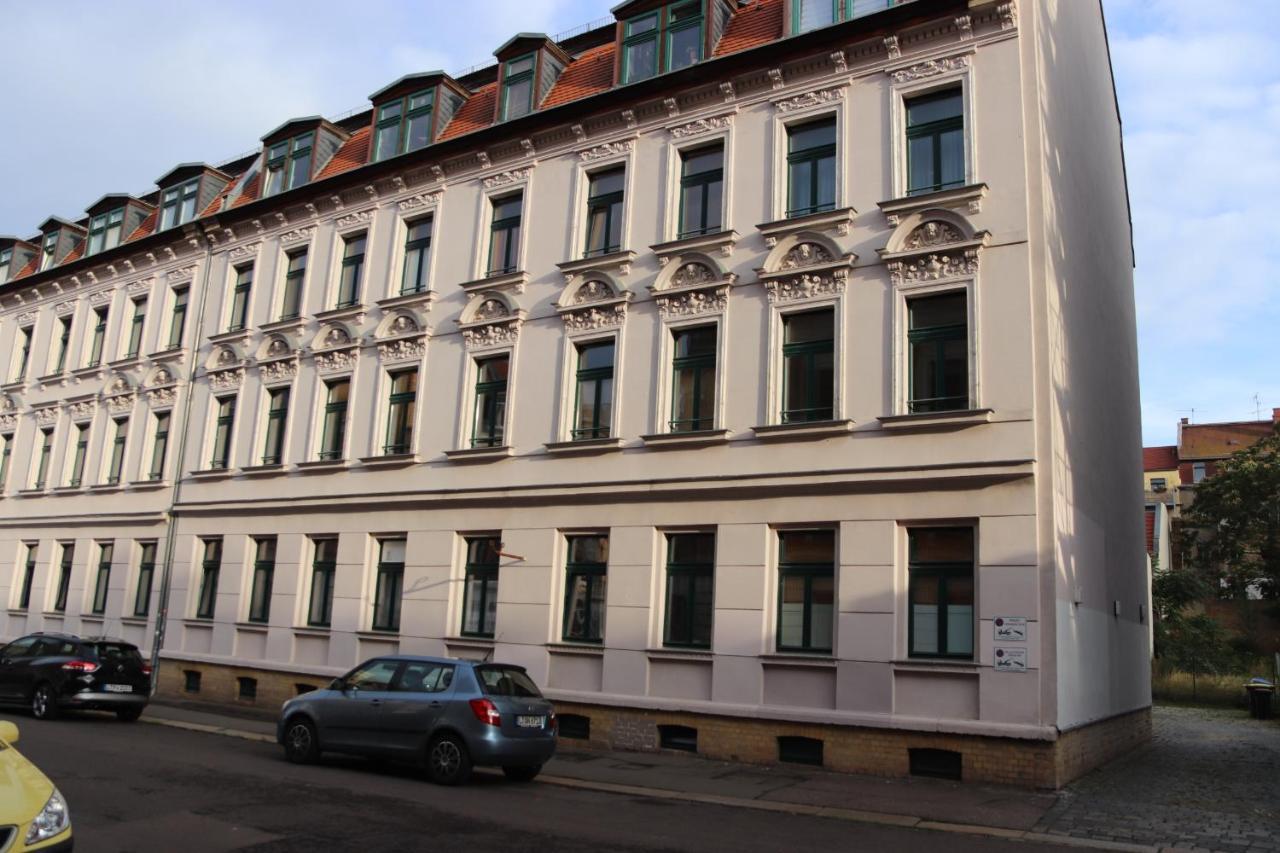 Schoene, Ruhige Zweiraumwohnung Im Angesagten Altlindenau Leipzig Exterior photo